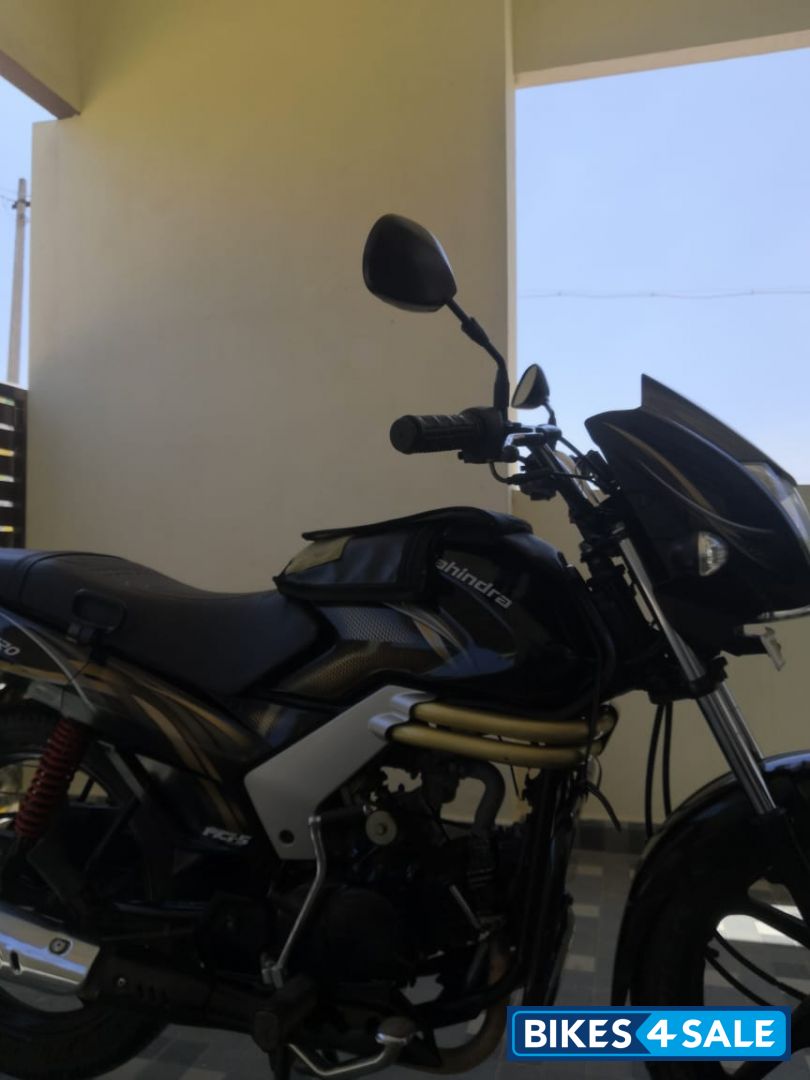 Mahindra Centuro PS3