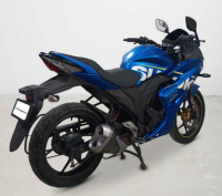 Suzuki Gixxer SF