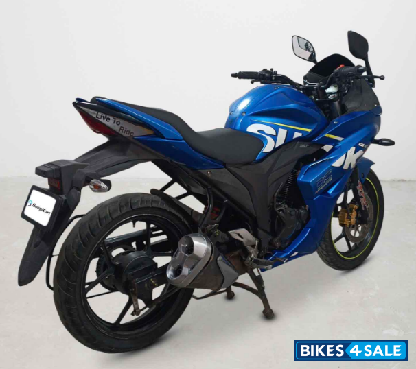 Suzuki Gixxer SF