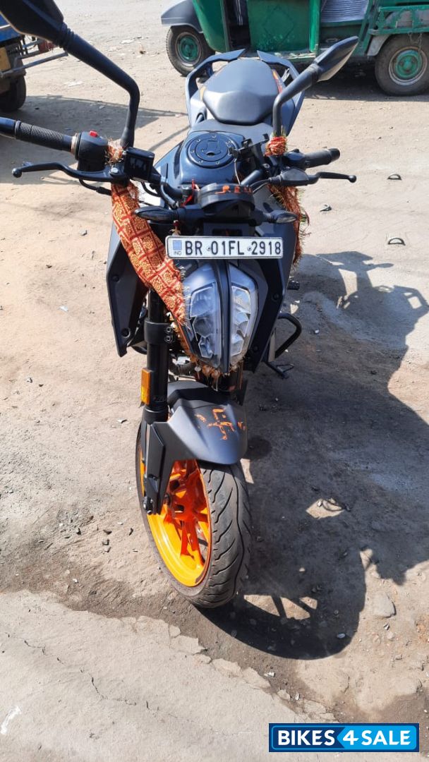 Black & Orange KTM Duke 250