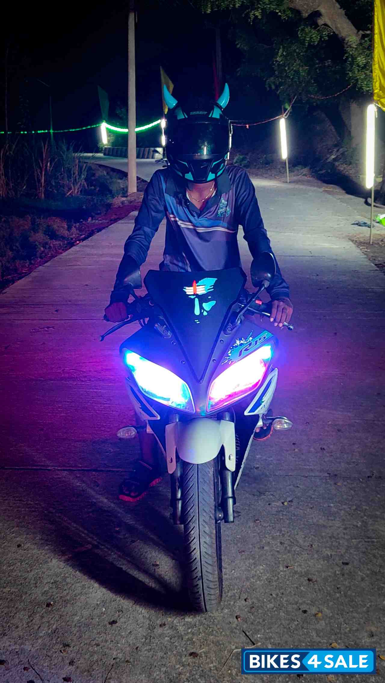 Yamaha YZF R15 V2