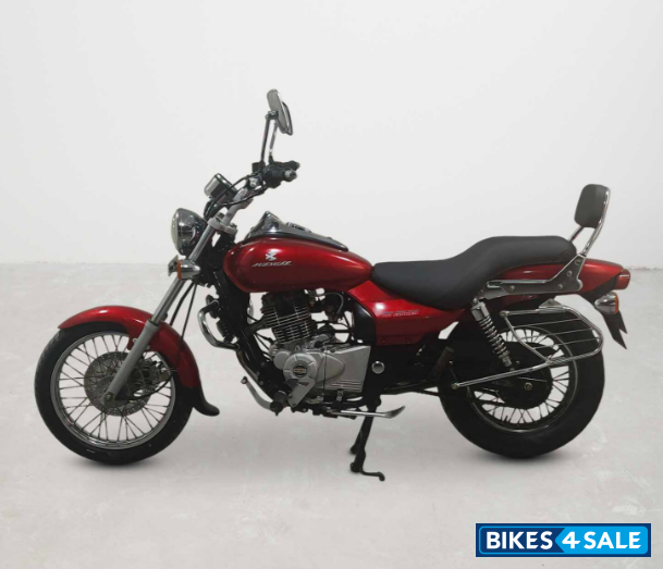 Bajaj Avenger 180 DTS-i