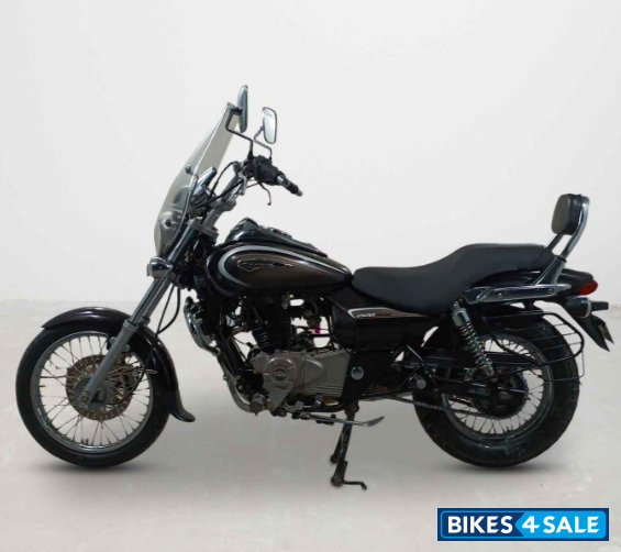 Bajaj Avenger Cruise 220