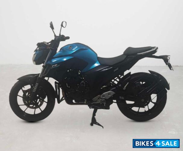 Yamaha FZ25