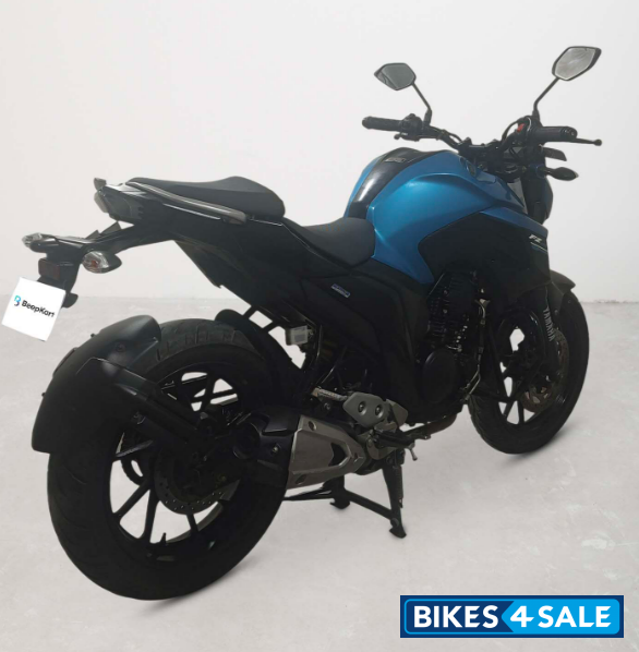 Yamaha FZ25