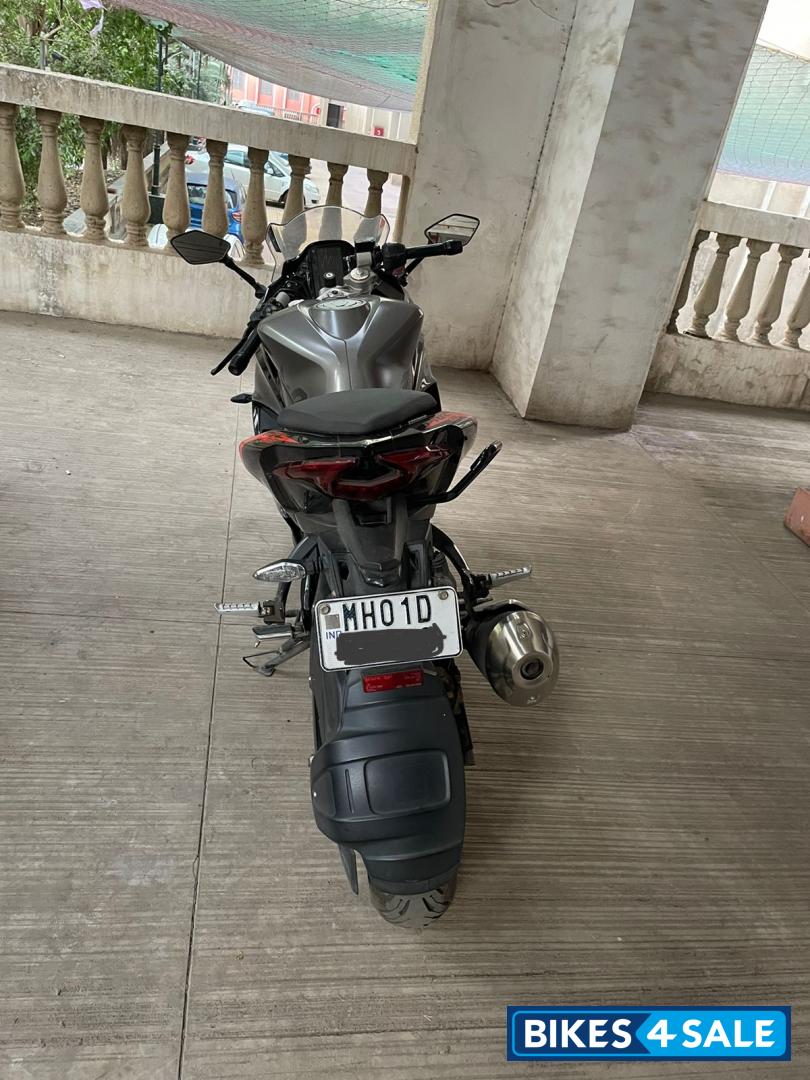 Black TVS Apache RR 310 2020