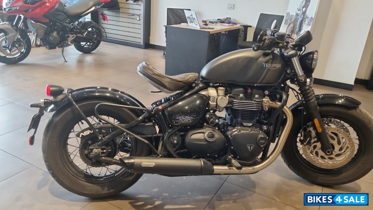 Triumph Bonneville Bobber 2021