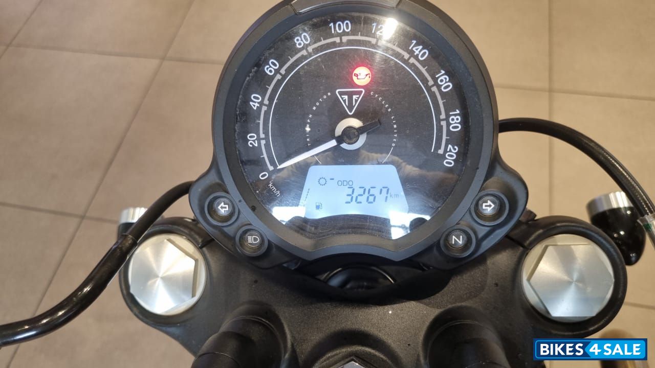 Triumph Bonneville Bobber 2021