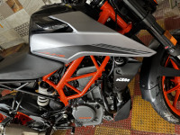 KTM Duke 390 2022