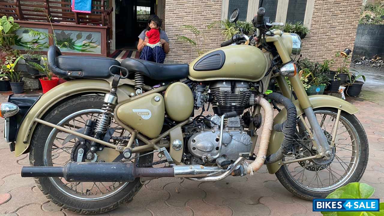Royal Enfield Classic 500