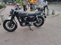Matt Black Honda Hness CB350 DLX Pro