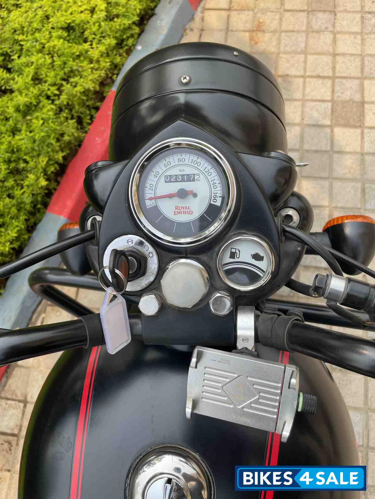 Black Royal Enfield Classic Stealth Black