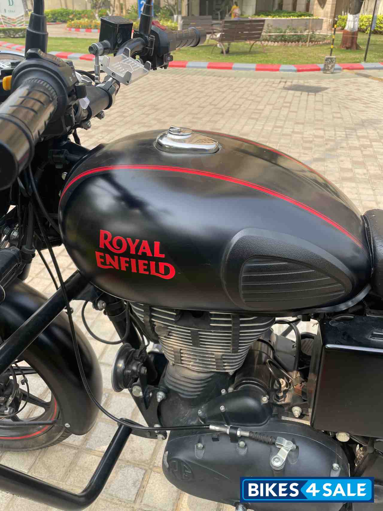 Black Royal Enfield Classic Stealth Black