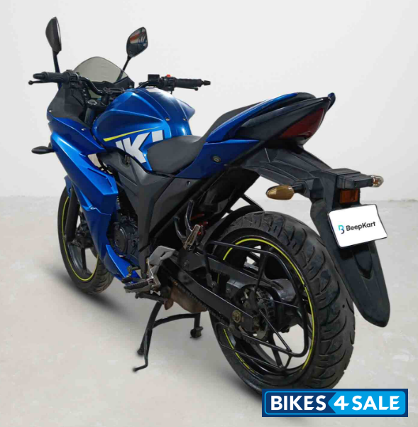 Suzuki Gixxer SF