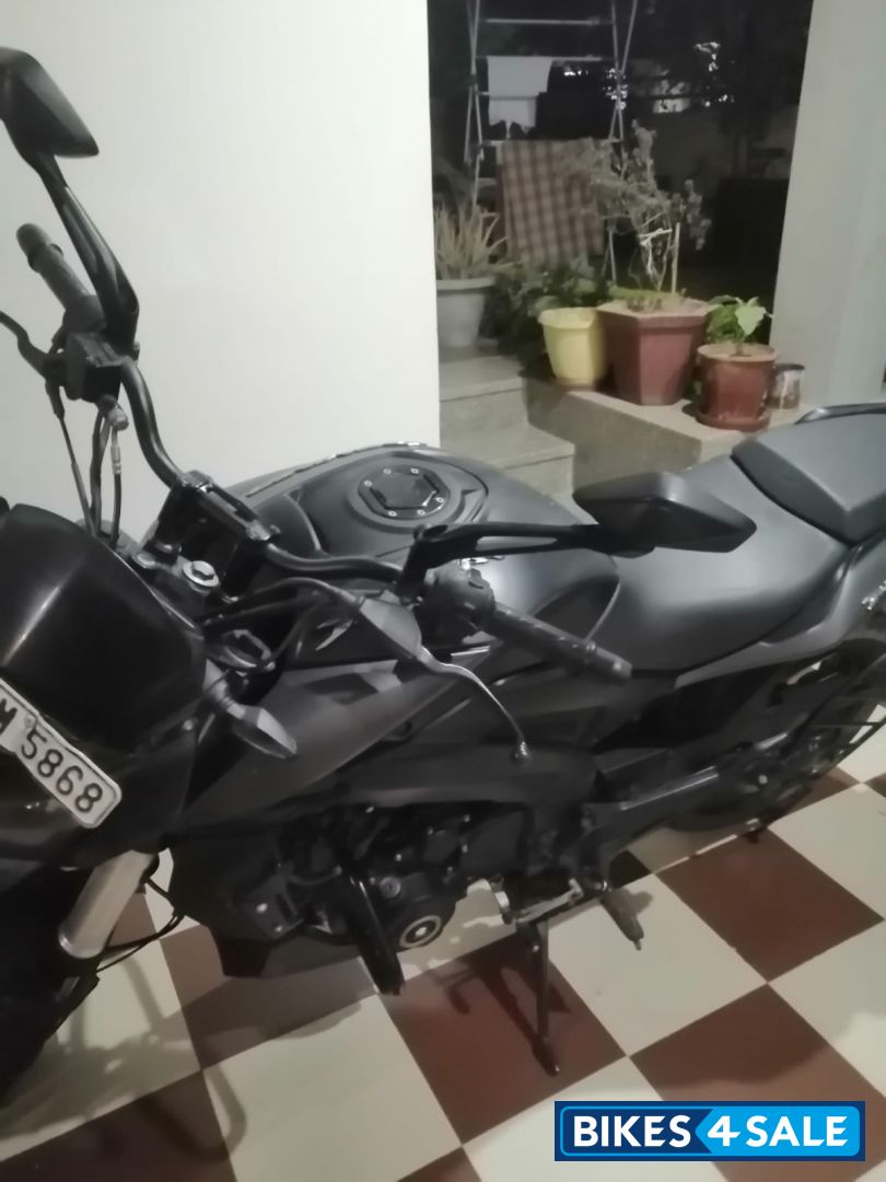 Bajaj Dominar 400 Disc