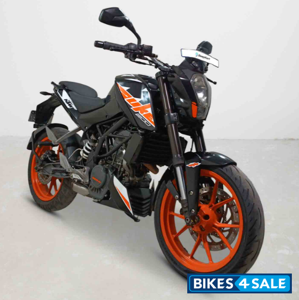 KTM Duke 200