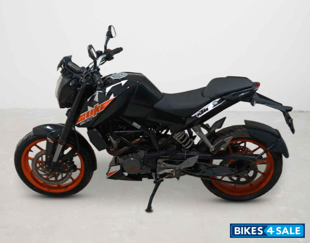 KTM Duke 200