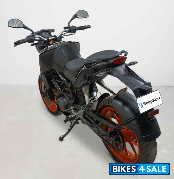 KTM Duke 200