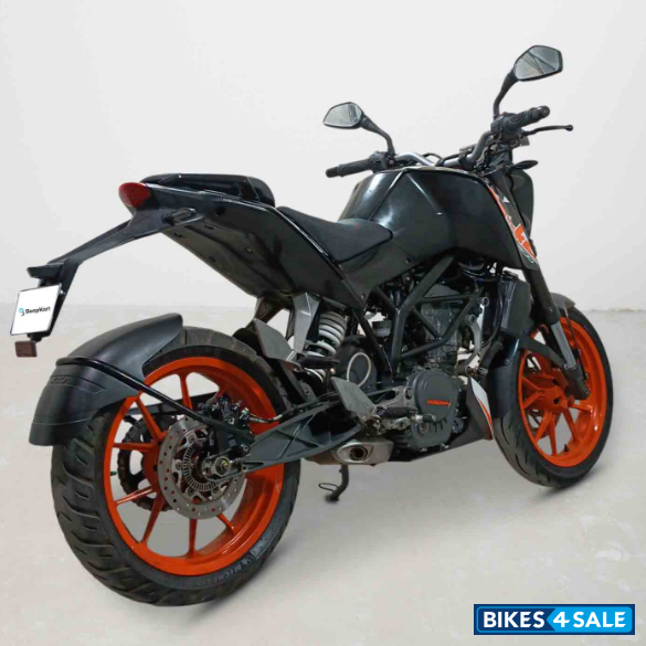 KTM Duke 200
