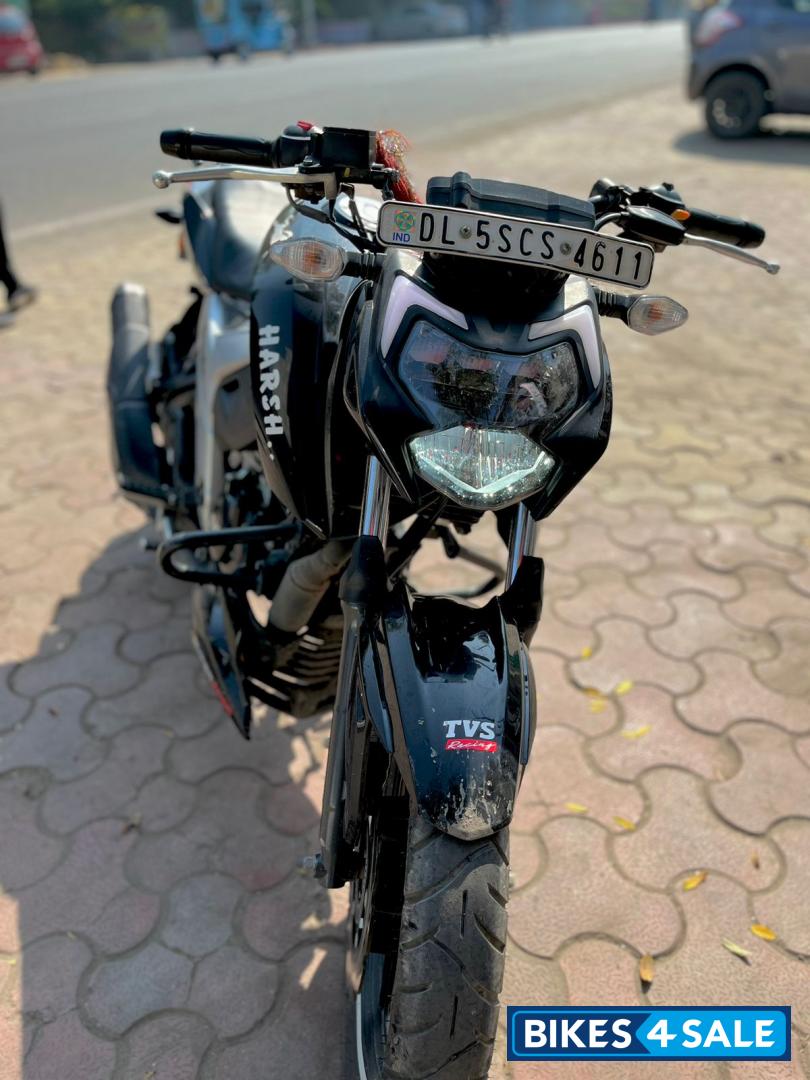 TVS Apache RTR 160 4V BS6