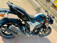 TVS Apache RTR 160 4V BS6
