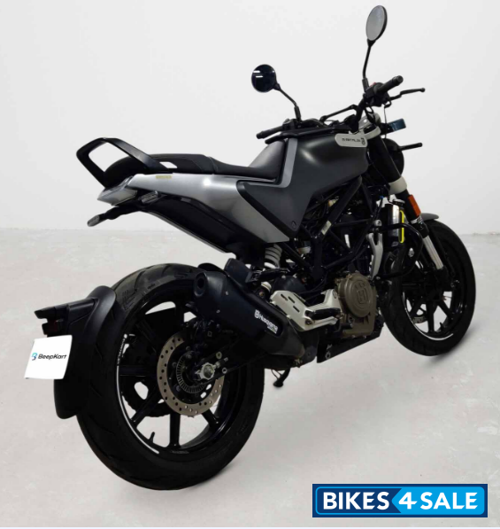 Husqvarna Svartpilen 250