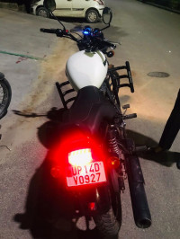 White Royal Enfield Thunderbird X 350