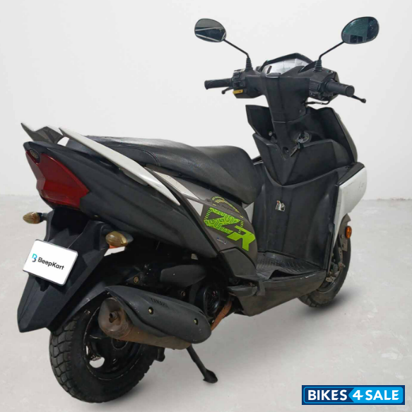 Yamaha Cygnus Ray ZR