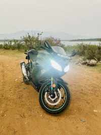 Ebony Kawasaki Ninja 300 BS6 2022