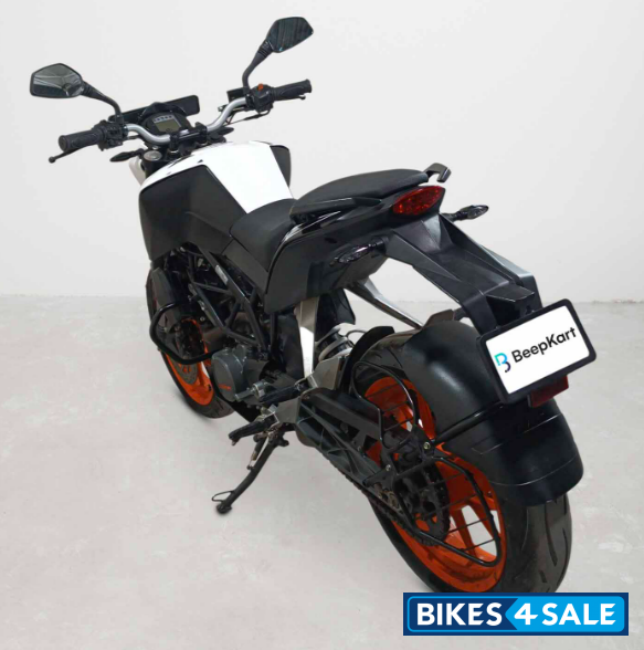 KTM Duke 200