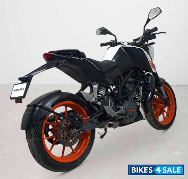 KTM Duke 200