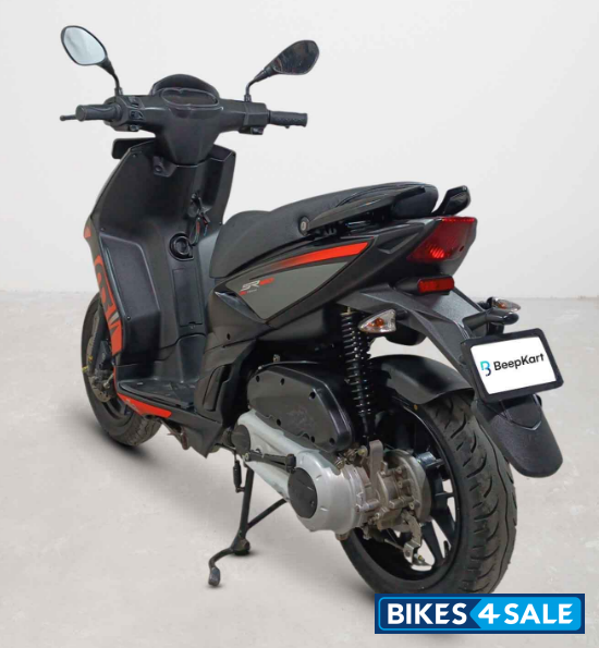 Aprilia SR 160 Std ABS