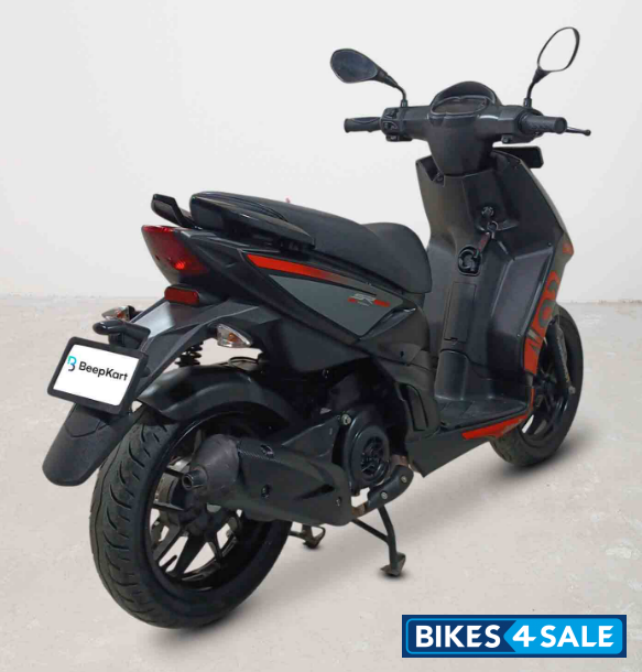 Aprilia SR 160 Std ABS