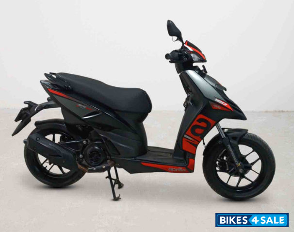 Aprilia SR 160 Std ABS