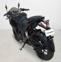 Bajaj Pulsar RS 200