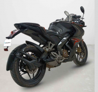 Bajaj Pulsar RS 200