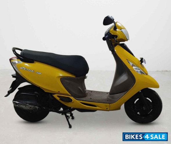 TVS Scooty Zest 110 BS6