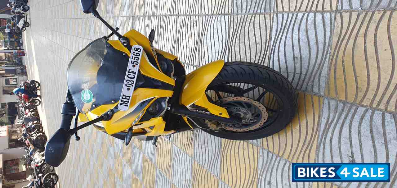Yellow Bajaj Pulsar RS 200 ABS