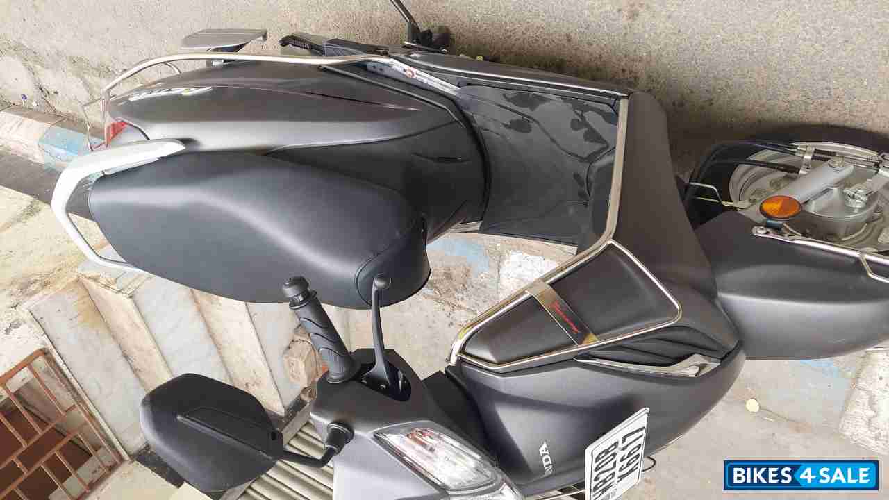 Gray Honda Activa 6G Gray Honda Activa 6G