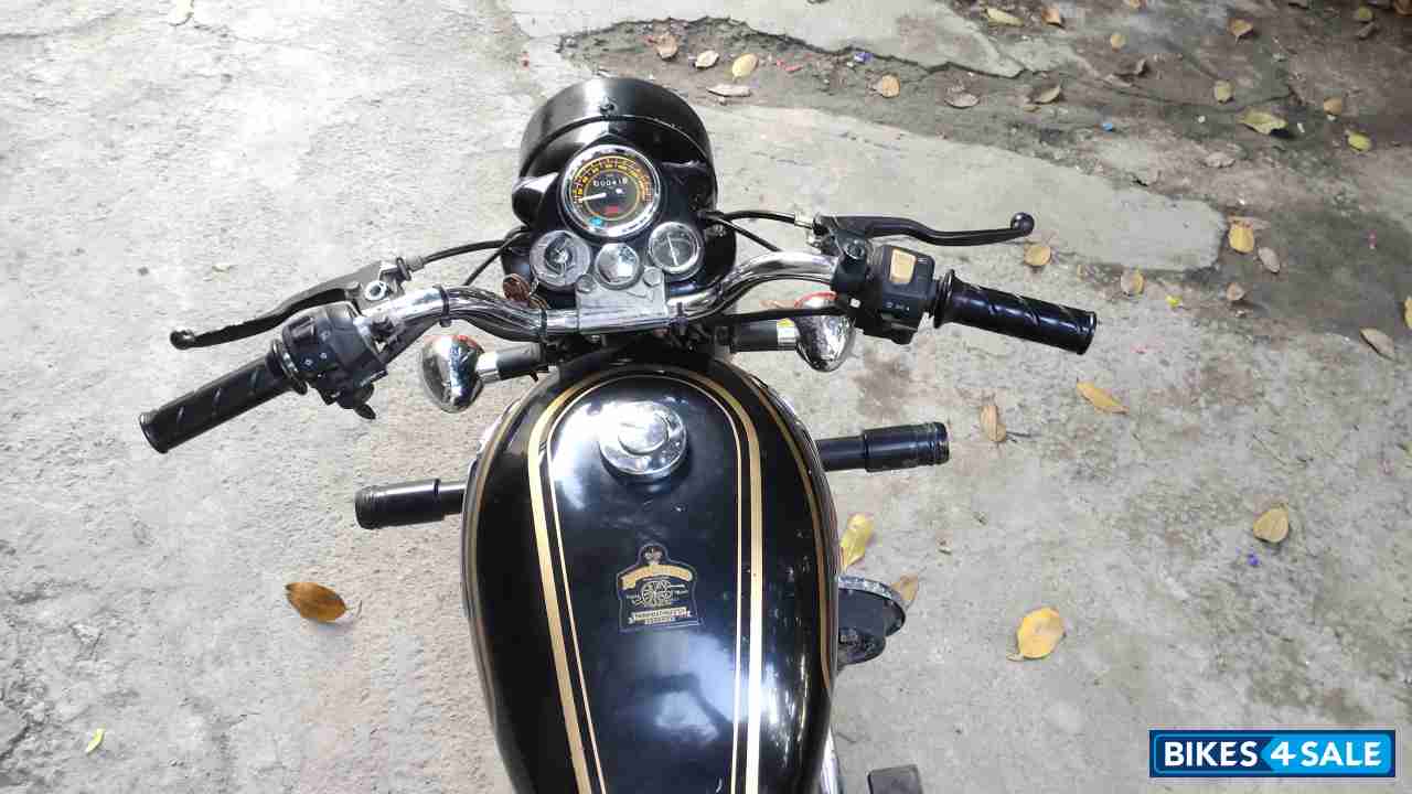 M Black Royal Enfield Bullet Electra 5S