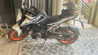 KTM Duke 200