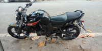 Black, Red Yamaha FZ16