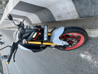 White & Orange Yamaha MT-15 Ver 2.0