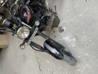 Bajaj Avenger 220 DTS-i