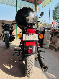 White Royal Enfield Thunderbird X 350