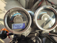 White Royal Enfield Thunderbird X 350