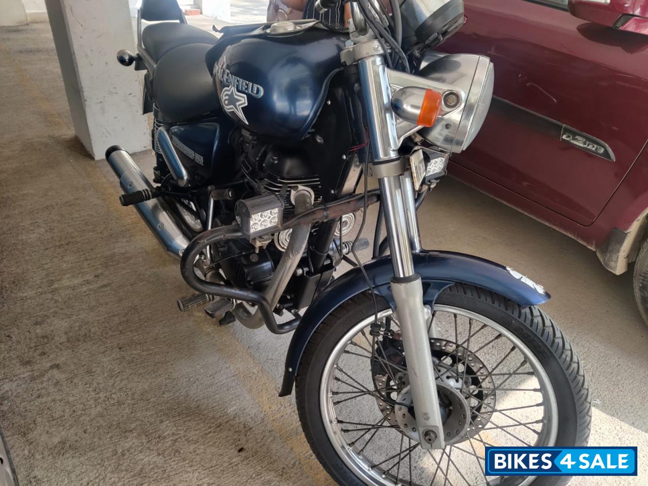 Royal Enfield Thunderbird 350 Royal Enfield Thunderbird 350