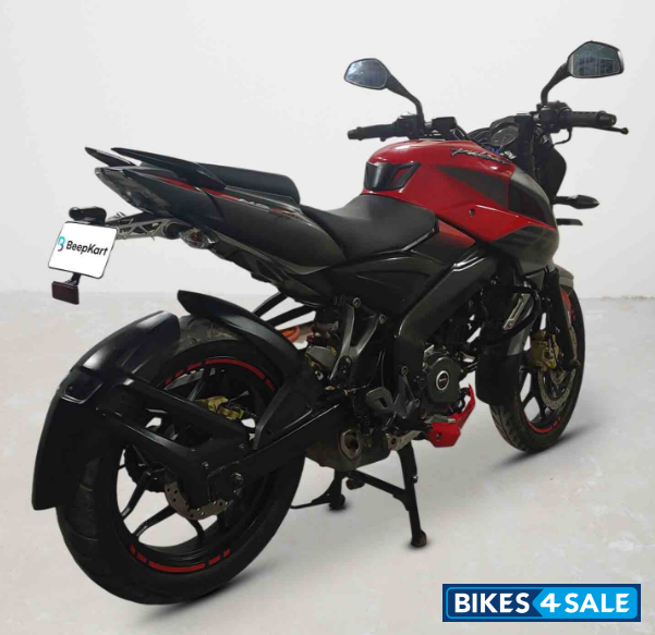 Bajaj Pulsar NS200