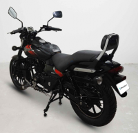 Bajaj Avenger Street 220