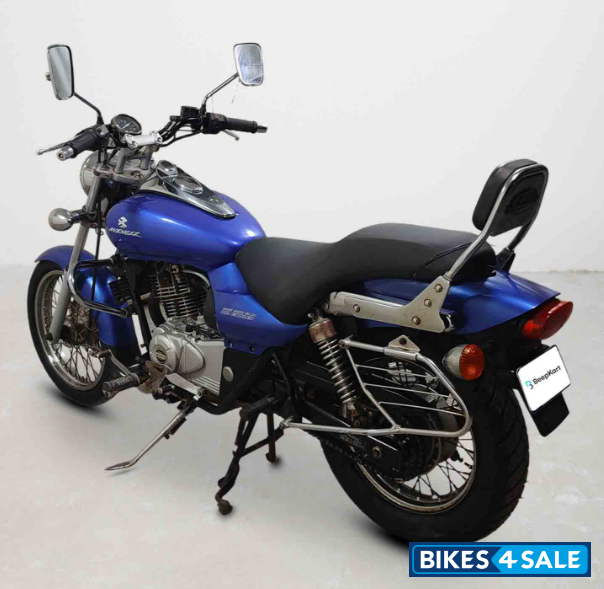 Bajaj Avenger 180 DTS-i